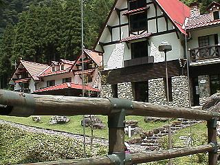 �k�J�̃z�e��